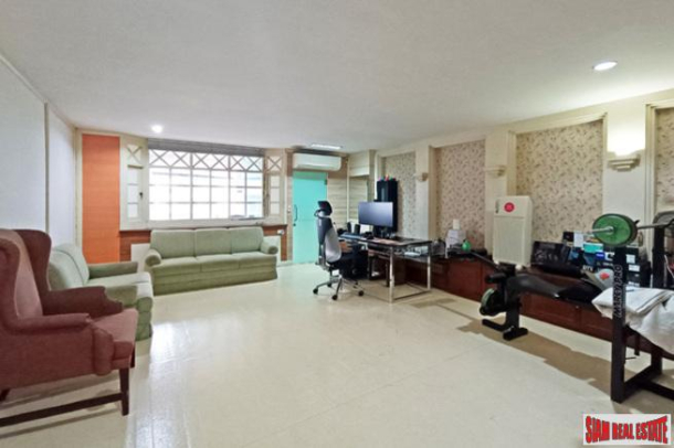 4 Bed, 6 Bath, ApartmentFor Sale, Phrom Phong, Bangkok