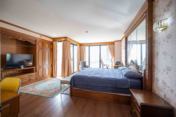 2 Bed, 2 Bath, ApartmentFor Sale, Asok, Bangkok