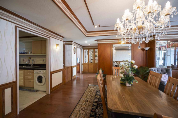 2 Bed, 2 Bath, ApartmentFor Sale, Asok, Bangkok