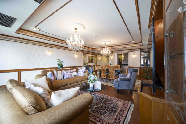 2 Bed, 2 Bath, ApartmentFor Sale, Asok, Bangkok