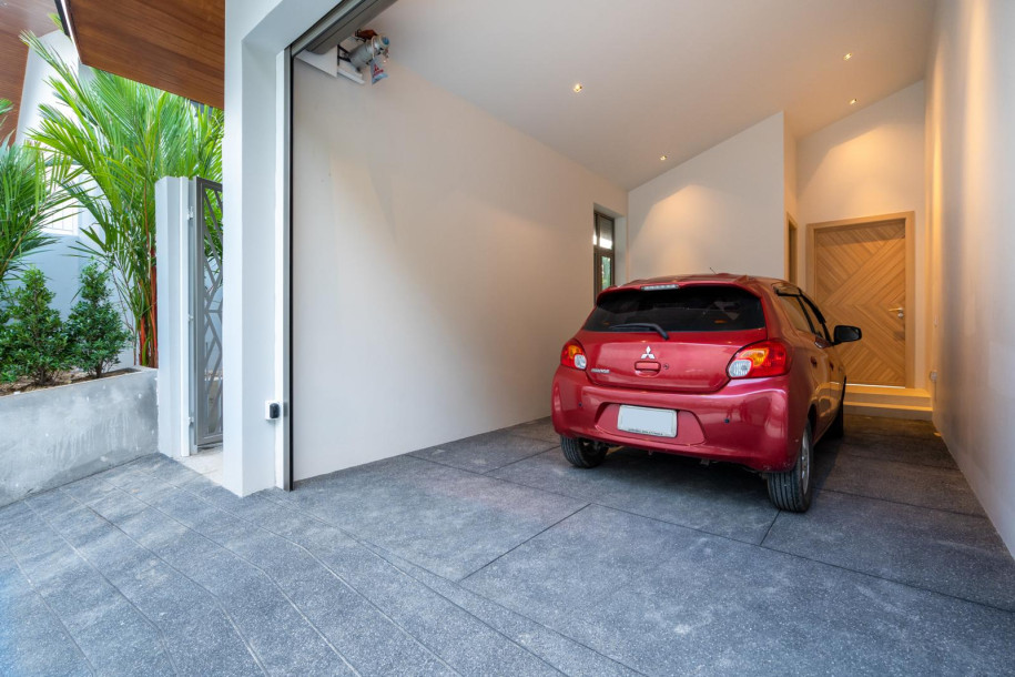 3 Bed, 2 Bath, HouseFor Sale, Kamala, Phuket