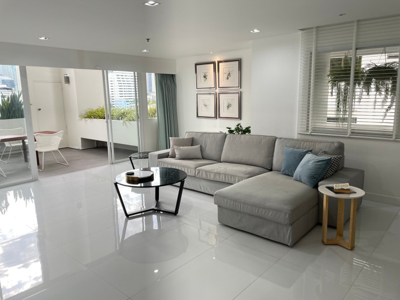 2 Bed, 2 Bath, ApartmentFor Sale, Nana, Bangkok