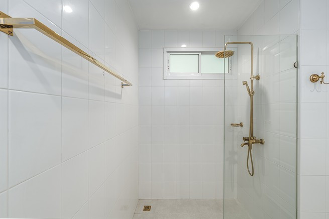 15 Bed, 12 Bath, HouseFor Sale, Karon, Phuket 15 Bed, 12 Bath, HouseFor Sale, Karon, Phuket