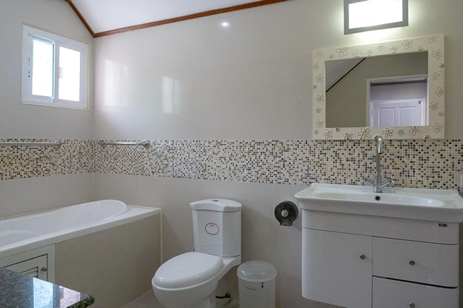 6 Bed, 6 Bath, HouseFor Sale, Kathu, Phuket 6 Bed, 6 Bath, HouseFor Sale, Kathu, Phuket