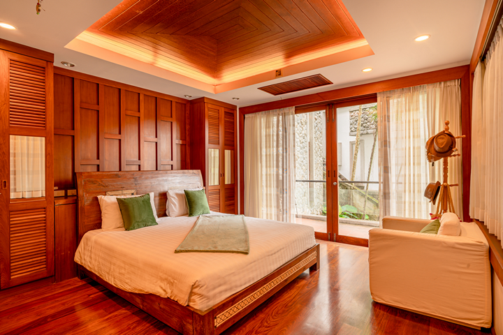 4 Bed, 4 Bath, HouseFor Sale, Surin Beach, Phuket 4 Bed, 4 Bath, HouseFor Sale, Surin Beach, Phuket