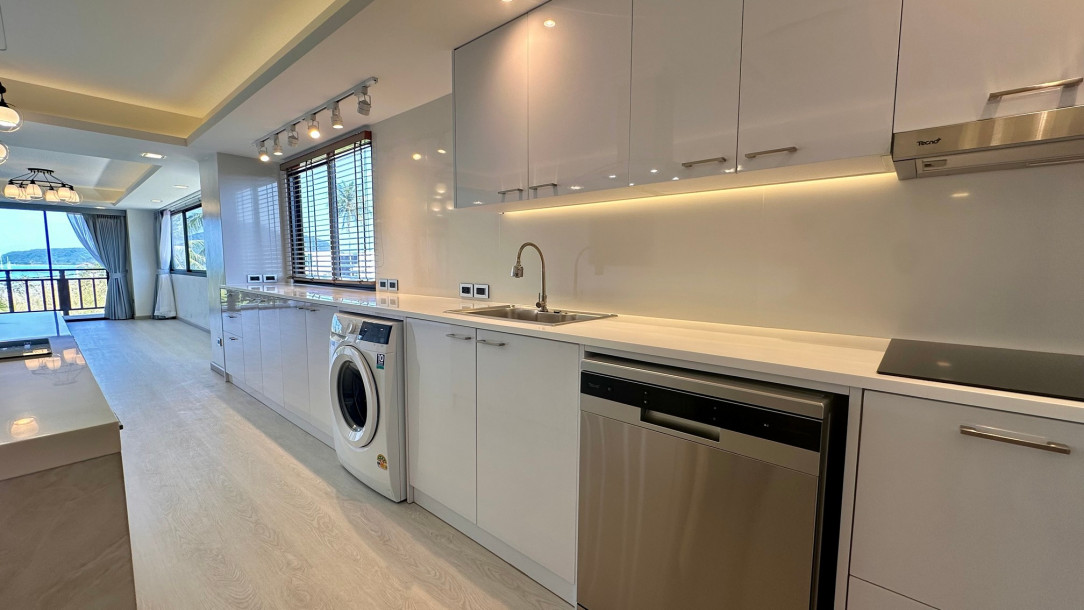 2 Bed, 2 Bath, ApartmentFor Sale, Rawai, Phuket 2 Bed, 2 Bath, ApartmentFor Sale, Rawai, Phuket