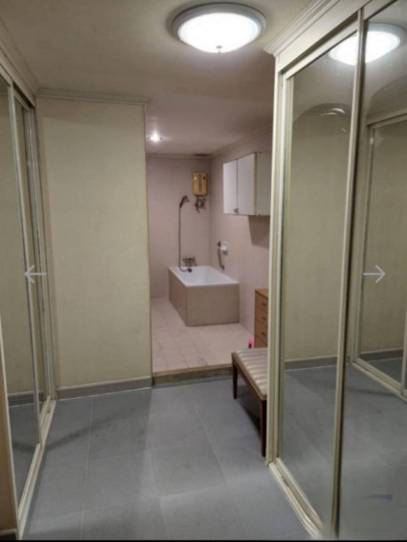 3 Bed, 2 Bath, ApartmentFor Sale, Ratchadaphisek, Bangkok