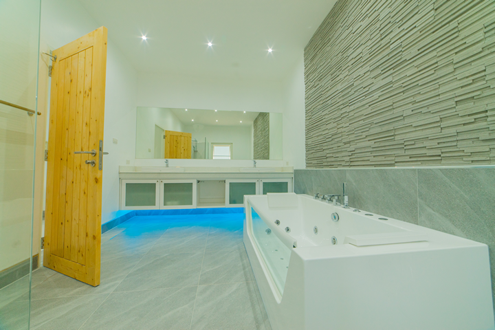 10 Bed, 12 Bath, HouseFor Sale, Nai Harn, Phuket