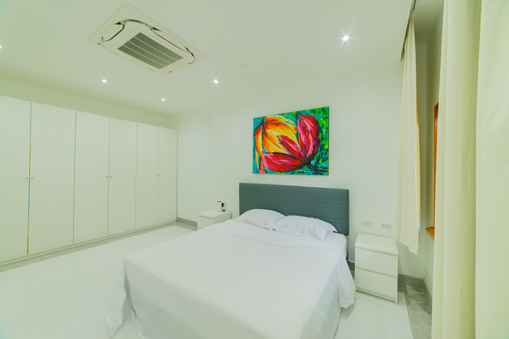 10 Bed, 12 Bath, HouseFor Sale, Nai Harn, Phuket