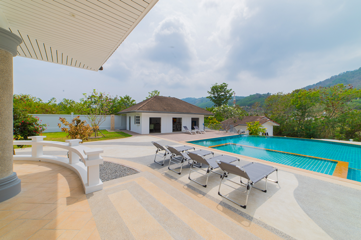 10 Bed, 12 Bath, HouseFor Sale, Nai Harn, Phuket