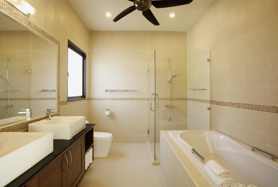 4 Bed, 3 Bath, HouseFor Sale, Nai Harn, Phuket