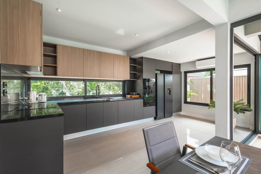 3 Bed, 2 Bath, HouseFor Sale, Nai Harn, Phuket