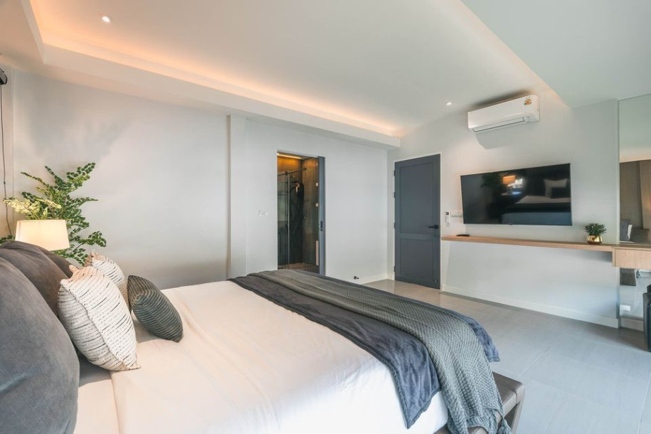 3 Bed, 2 Bath, HouseFor Sale, Nai Harn, Phuket