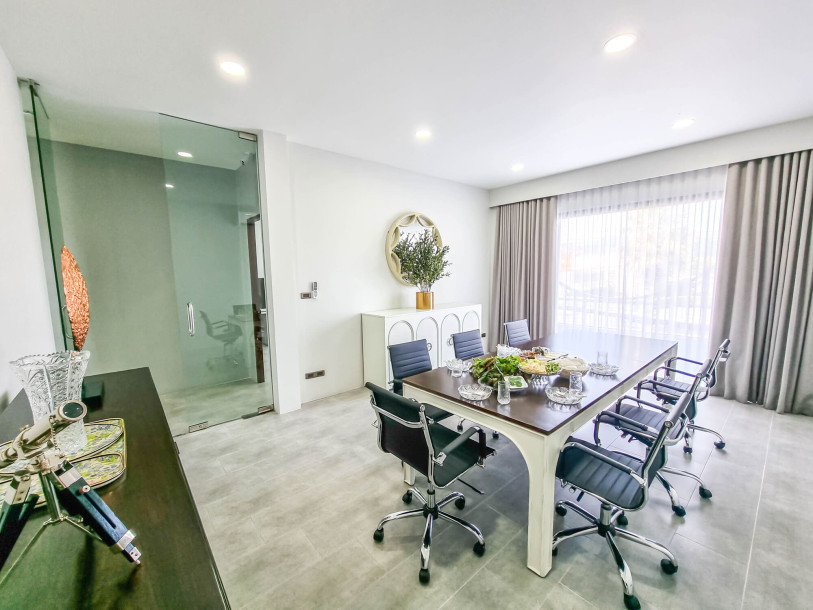 Commercial Property, For Sale