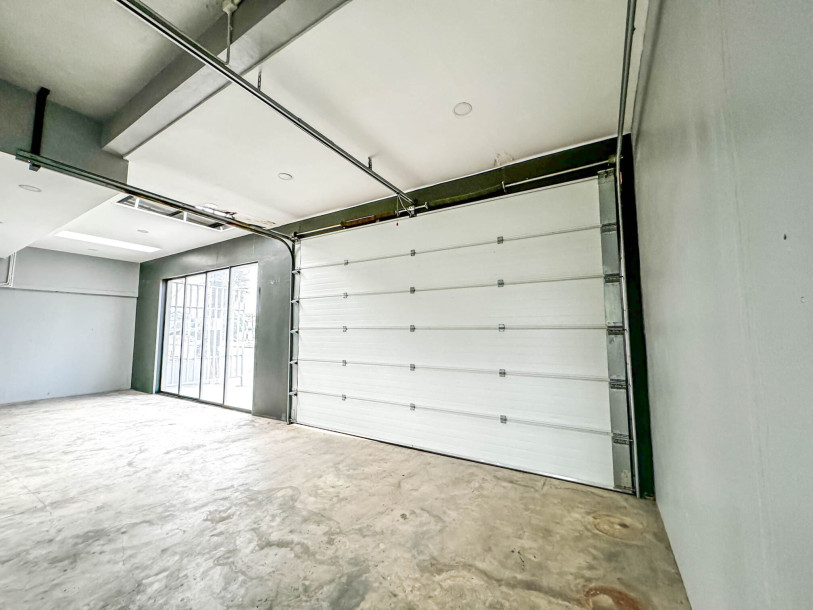 Commercial Property, For Sale