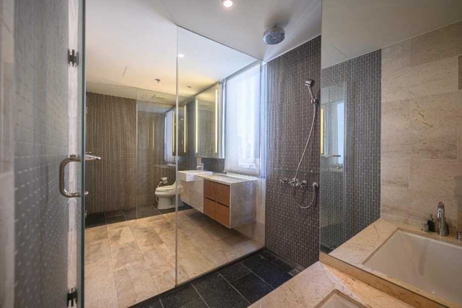 2 Bed, 2 Bath, ApartmentFor Sale, Ratchadamri, Bangkok