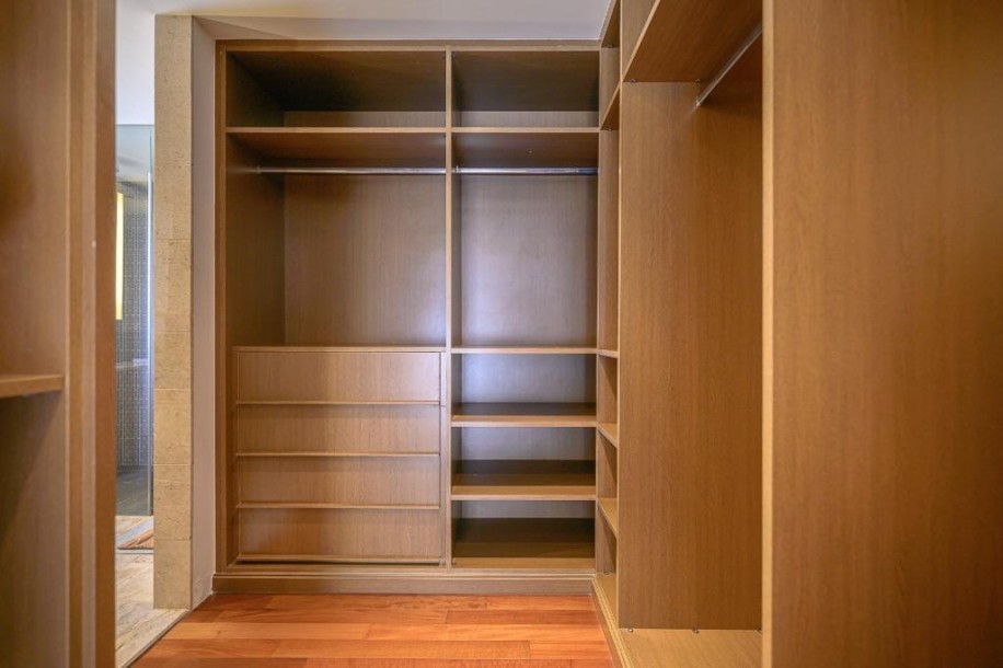 2 Bed, 2 Bath, ApartmentFor Sale, Ratchadamri, Bangkok