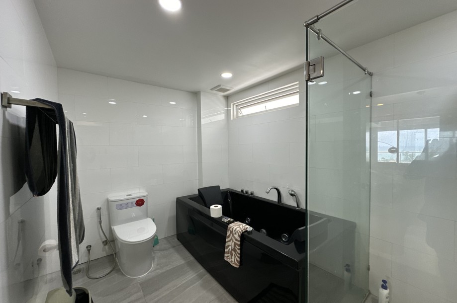 2 Bed, 2 Bath, ApartmentFor Sale, Karon, Phuket 2 Bed, 2 Bath, ApartmentFor Sale, Karon, Phuket