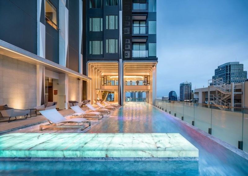 2 Bed, 2 Bath, ApartmentFor Sale, Asok, Bangkok