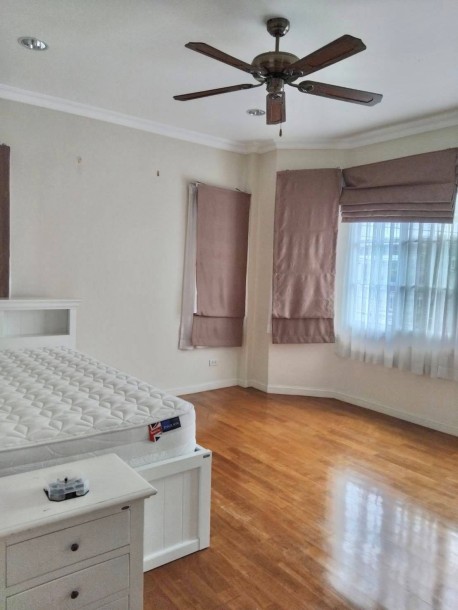 2 Bed, 2 Bath, HouseFor Sale, Phrom Phong, Bangkok