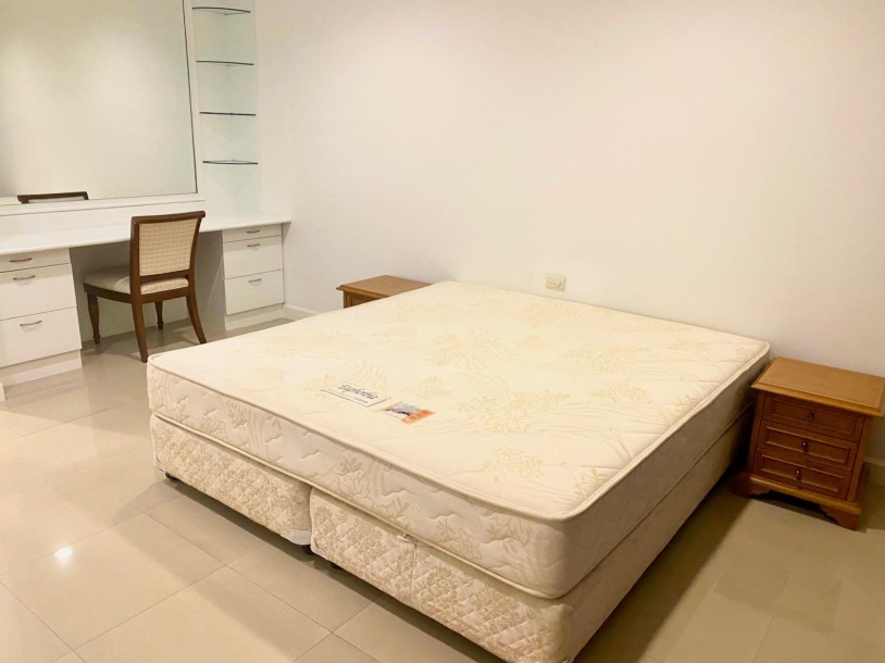 3 Bed, 4 Bath, HouseFor Sale, Charoen Krung, Bangkok