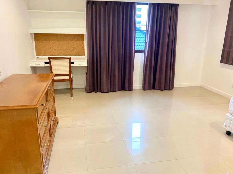 3 Bed, 4 Bath, HouseFor Sale, Charoen Krung, Bangkok