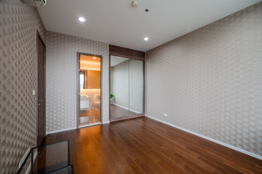 2 Bed, 2 Bath, ApartmentFor Sale, Charoen Krung, Bangkok