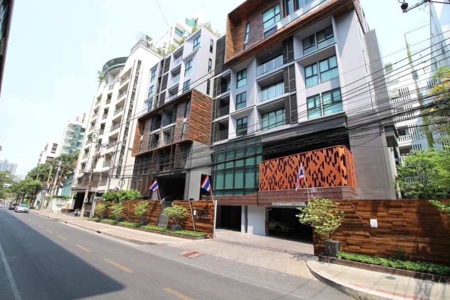 3 Bed, 3 Bath, ApartmentFor Sale, Asok, Bangkok