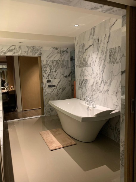 3 Bed, 3 Bath, ApartmentFor Sale, Asok, Bangkok