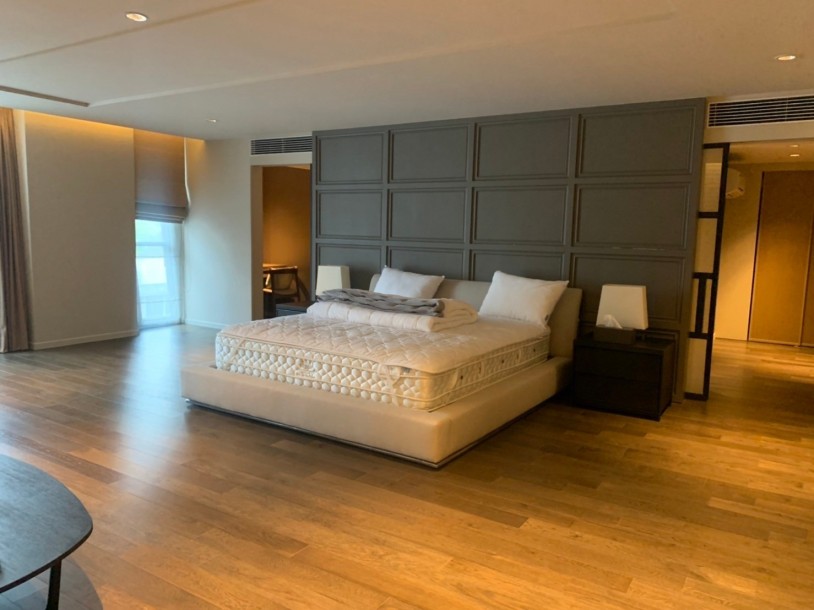 3 Bed, 3 Bath, ApartmentFor Sale, Asok, Bangkok