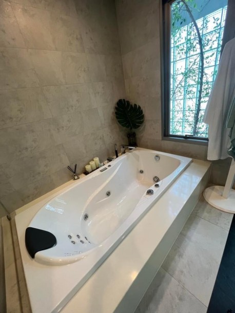 4 Bath, HouseFor Sale, Lat Phrao, Bangkok