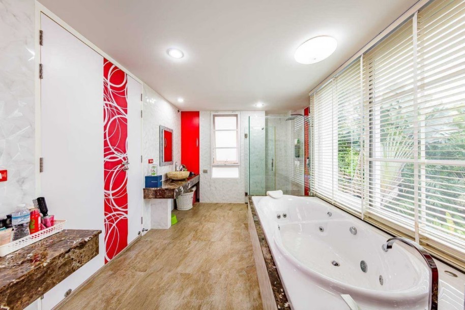 4 Bed, 5 Bath, HouseFor Sale, Boat Lagoon, Phuket