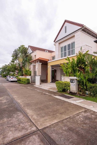 4 Bed, 5 Bath, HouseFor Sale, Boat Lagoon, Phuket