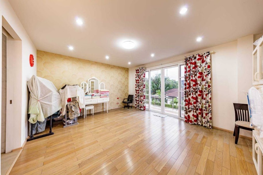 4 Bed, 5 Bath, HouseFor Sale, Boat Lagoon, Phuket