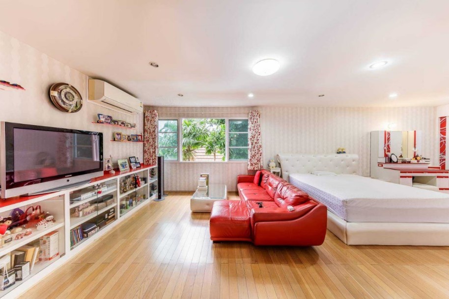 4 Bed, 5 Bath, HouseFor Sale, Boat Lagoon, Phuket