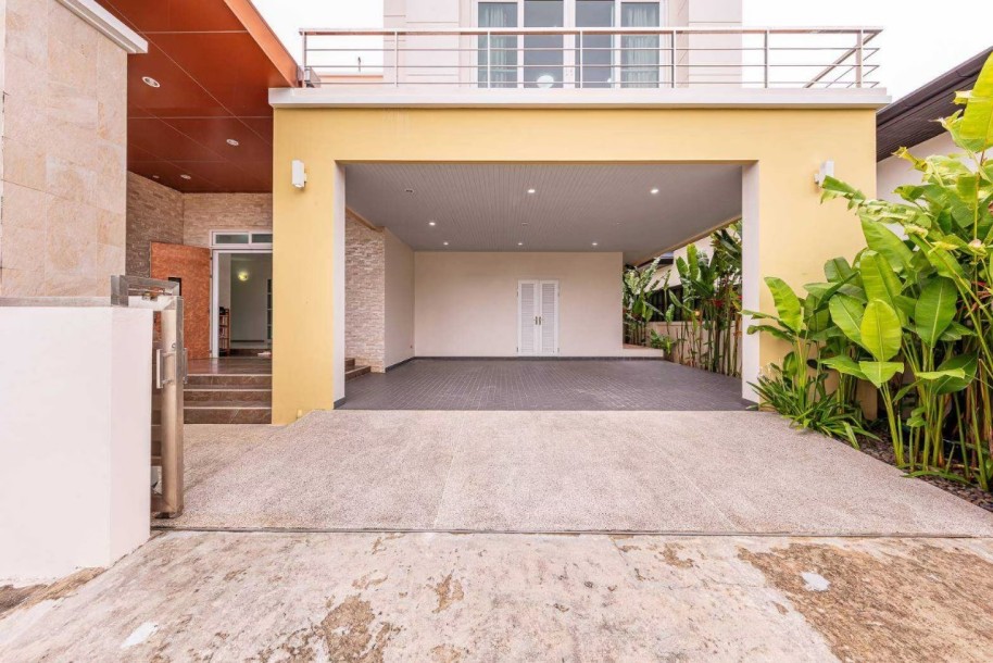 4 Bed, 5 Bath, HouseFor Sale, Boat Lagoon, Phuket