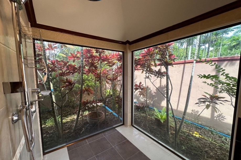 7 Bath, HouseFor Sale, East Pattaya, Chonburi