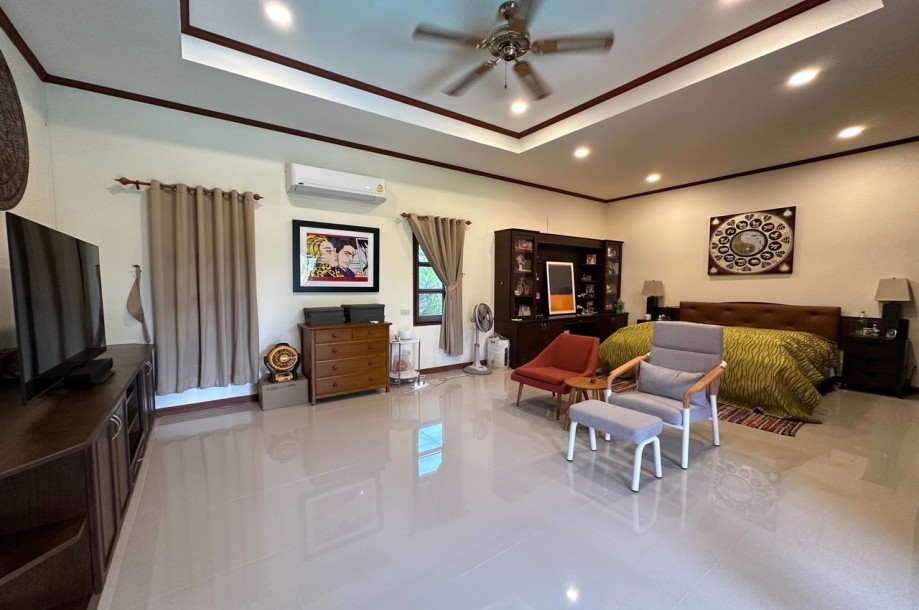 7 Bath, HouseFor Sale, East Pattaya, Chonburi