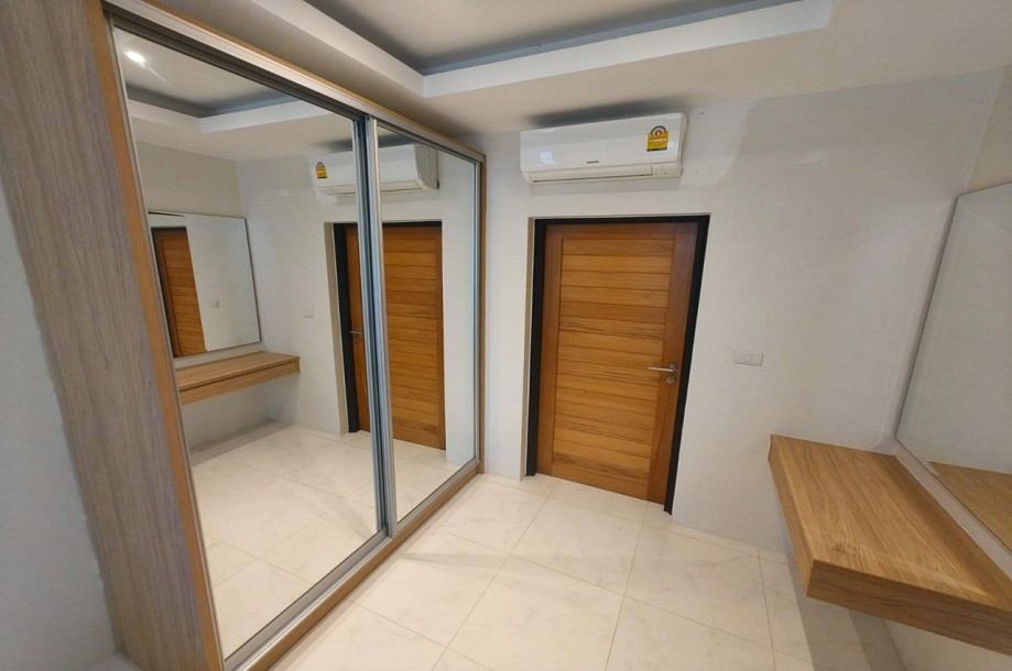 12 Bed, 12 Bath, ApartmentFor Sale, Rawai, Phuket