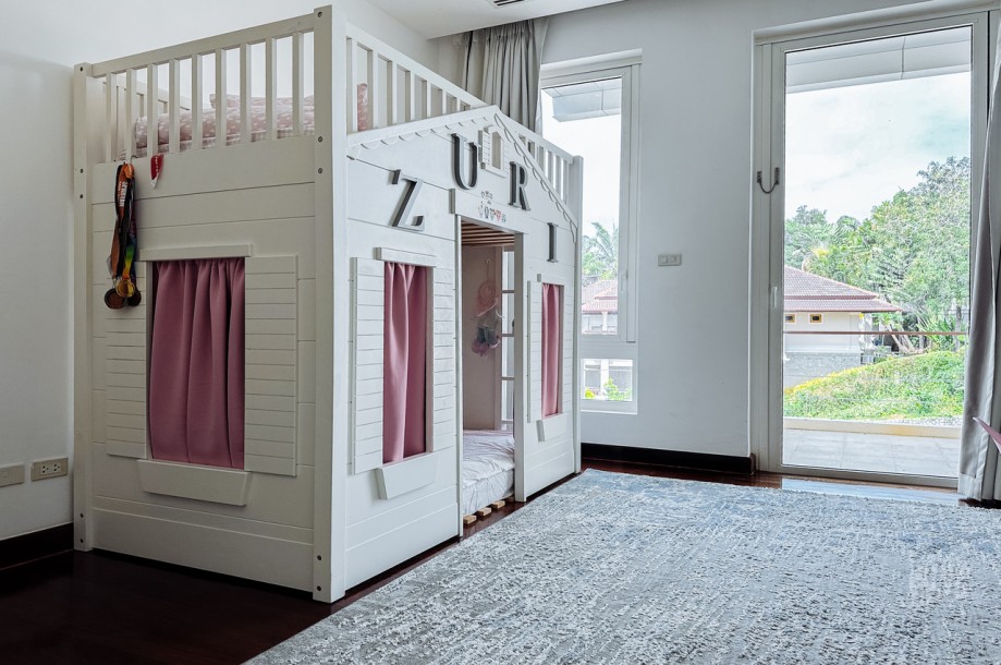 4 Bed, 4 Bath, ApartmentFor Sale, Layan, Phuket