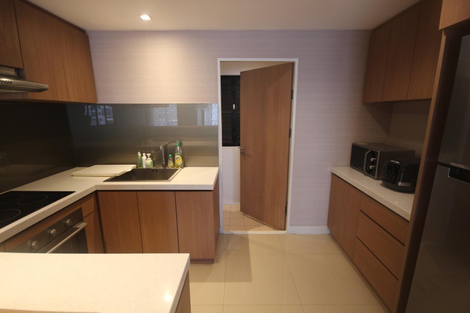 2 Bath, ApartmentFor Sale, Sukhumvit Soi 21-39, Bangkok 2 Bath, ApartmentFor Sale, Sukhumvit Soi 21-39, Bangkok