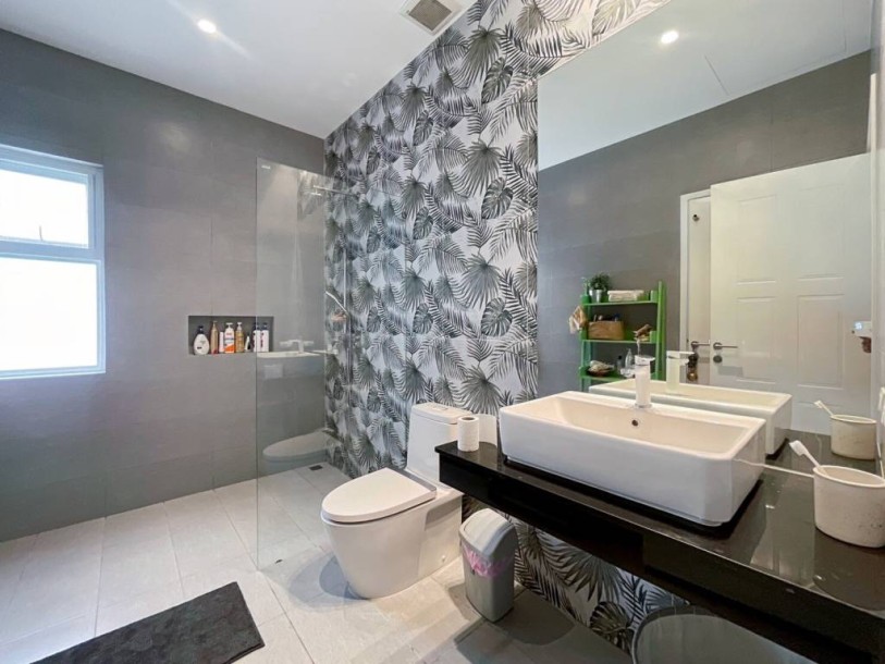 5 Bed, 4 Bath, HouseFor Sale, West - Hua Hin, Prachuap Khiri Khan