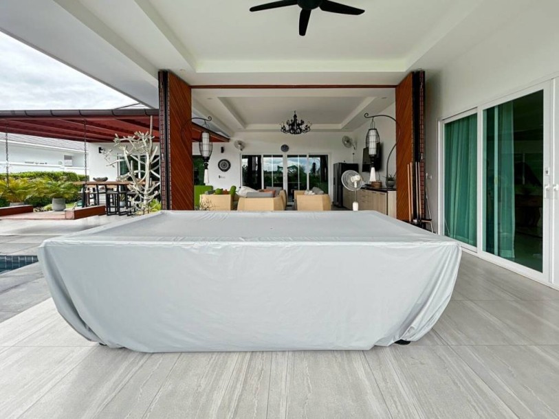 5 Bed, 4 Bath, HouseFor Sale, West - Hua Hin, Prachuap Khiri Khan