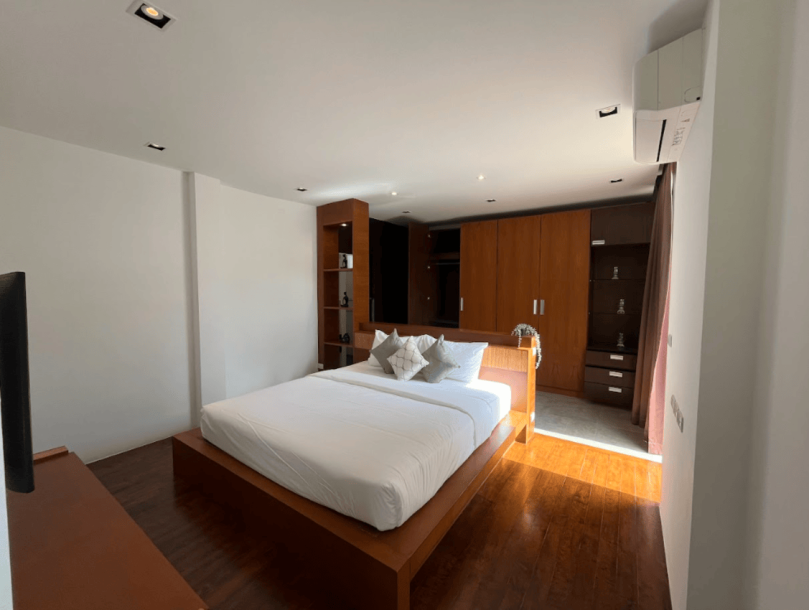 3 Bed, 4 Bath, ApartmentFor Sale, Kamala, Phuket