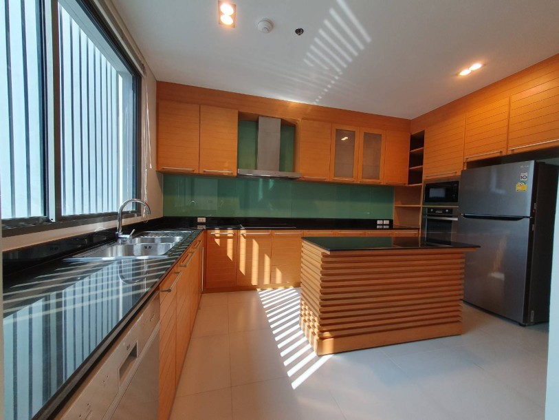 3 Bath, ApartmentFor Sale, Sukhumvit Soi 3-20, Bangkok