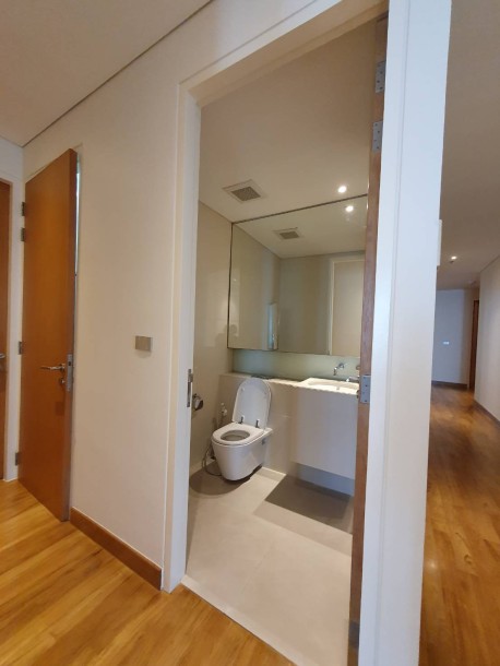 3 Bath, ApartmentFor Sale, Sukhumvit Soi 3-20, Bangkok