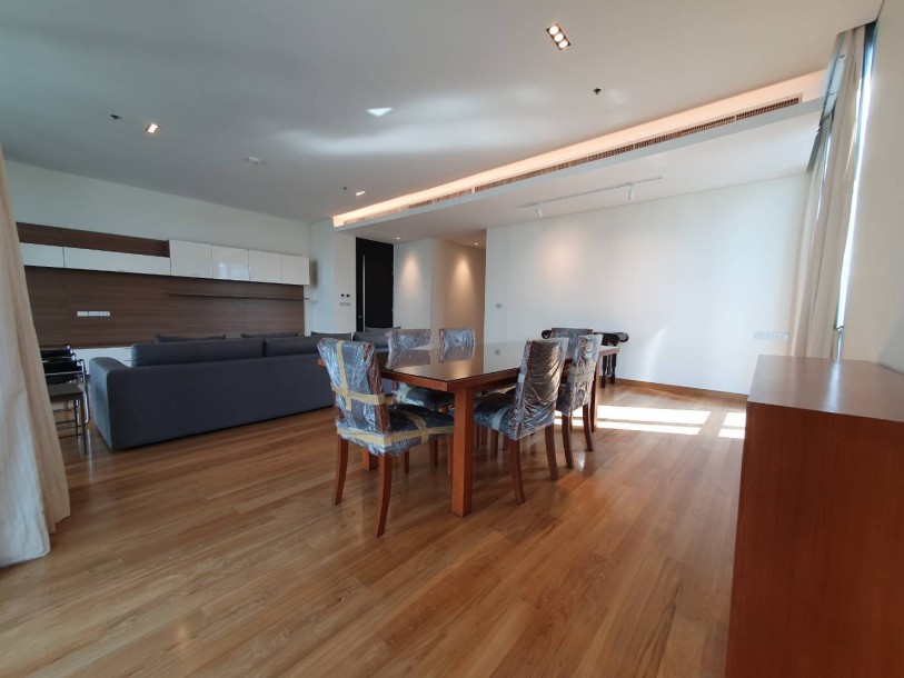 3 Bath, ApartmentFor Sale, Sukhumvit Soi 3-20, Bangkok