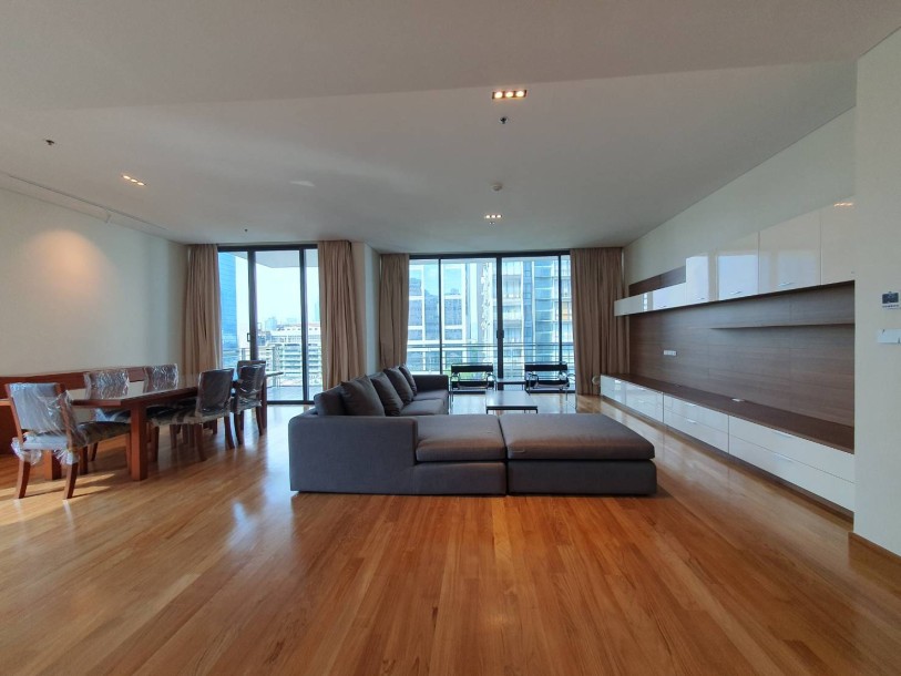 3 Bath, ApartmentFor Sale, Sukhumvit Soi 3-20, Bangkok