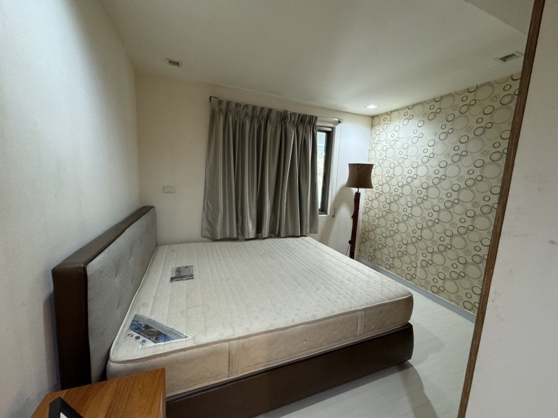 3 Bed, 3 Bath, ApartmentFor Sale, Phrom Phong, Bangkok