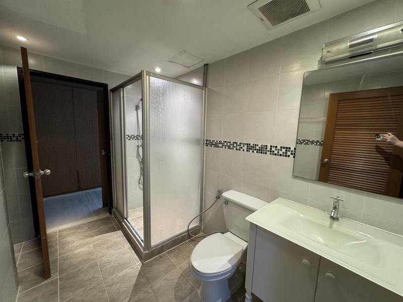 3 Bed, 3 Bath, ApartmentFor Sale, Phrom Phong, Bangkok